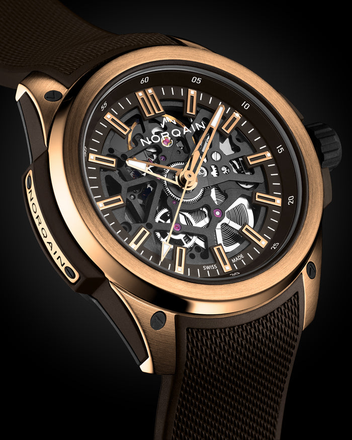 Wild ONE Skeleton 42mm <br>Gold