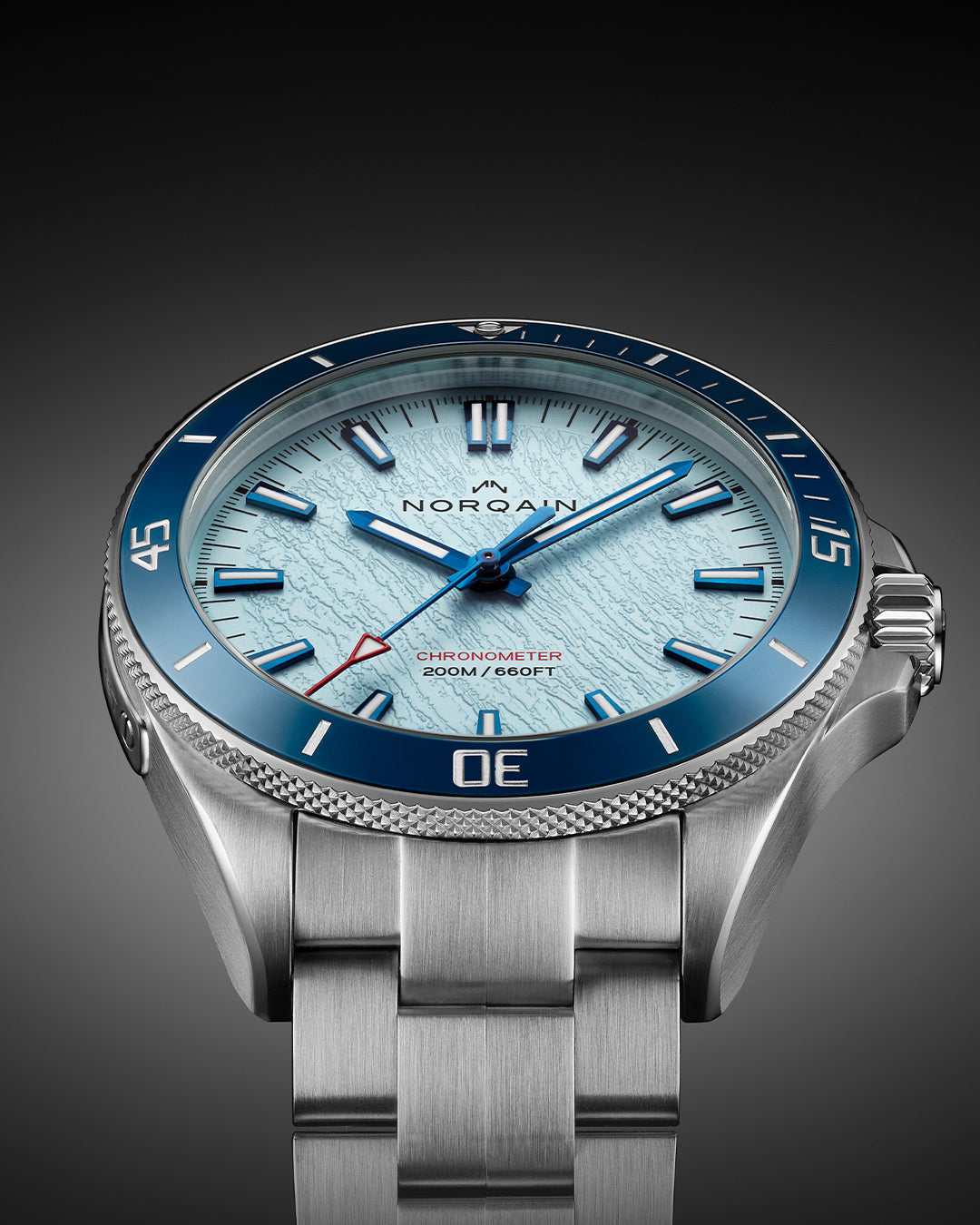 ネパール 「エベレスト登頂40周年記念」（ Mint製） NEVEREST Glacier 40mm Limited Edition | NORQAIN Swiss Made